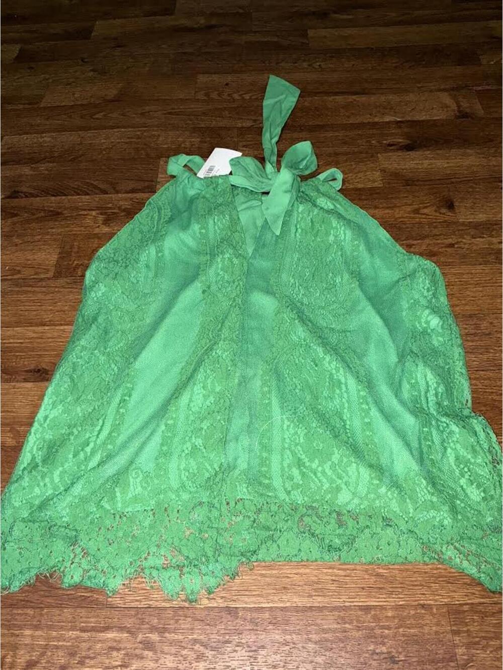 NWT Vine & Love Women's Green Lace Halter Top Size S